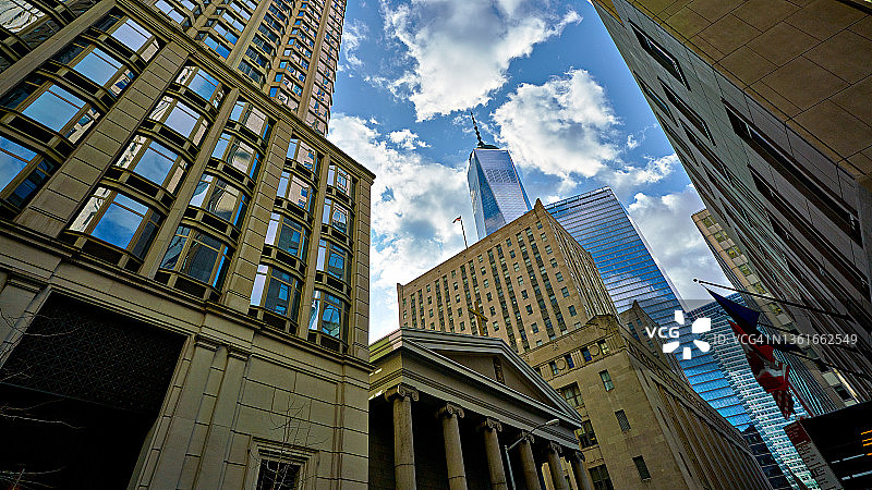 曼哈顿金融区天际线，世贸中心图片素材