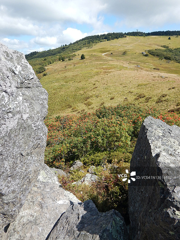 位于美国弗吉尼亚州的怀特托普山图片素材