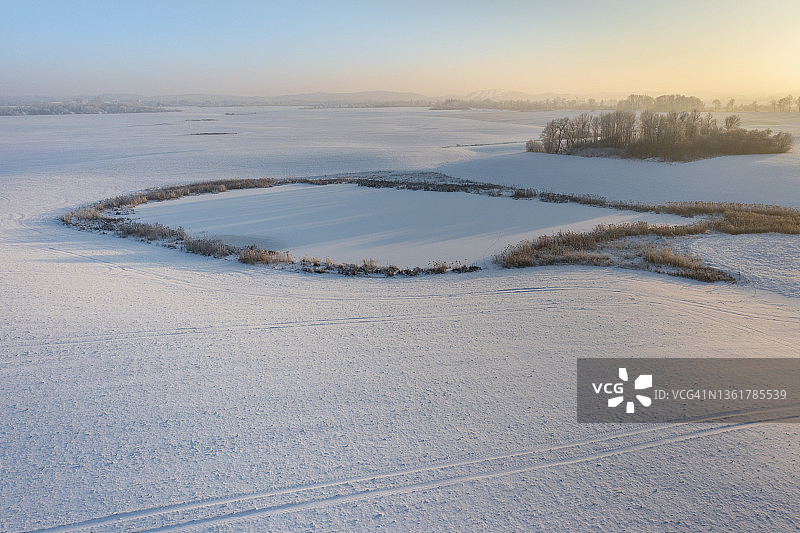 波兰瓦尔米亚冬季景观图片素材