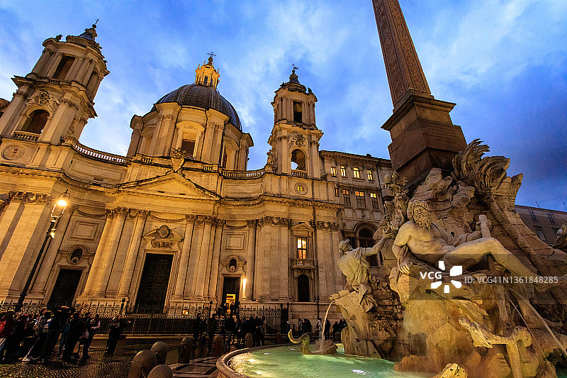 纳沃纳广场四河喷泉图片素材