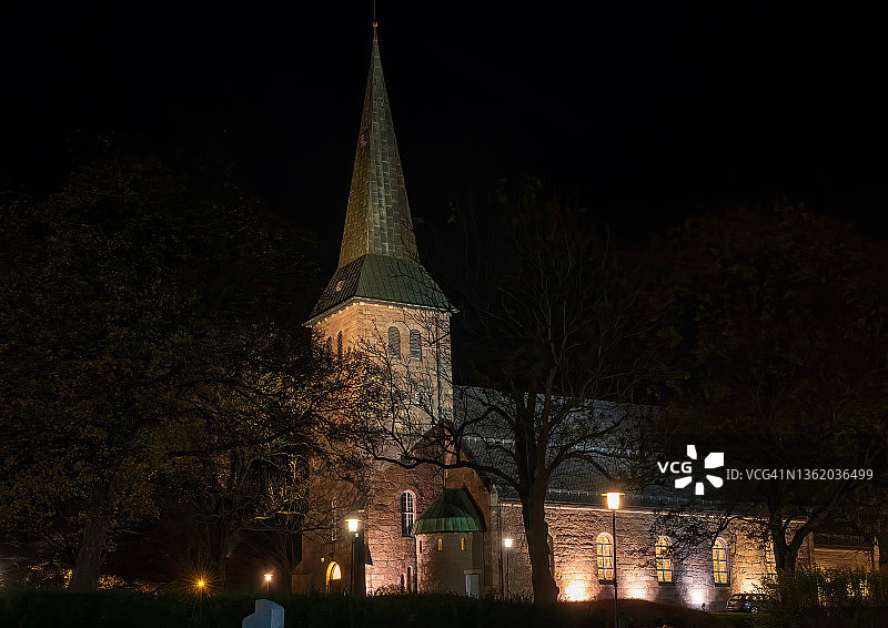 萨尔普斯堡的图恩教堂图片素材