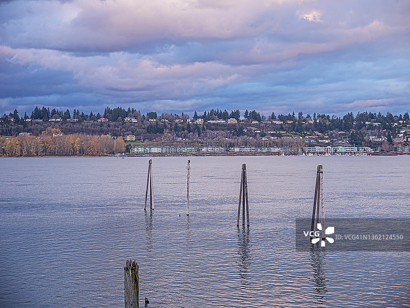 哥伦比亚河北望图片素材