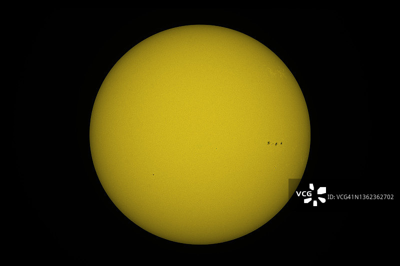 2021年12月31日的太阳及其黑子图片素材