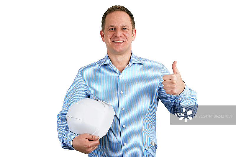 建筑工人手持头盔竖起大拇指，白色背景图片素材