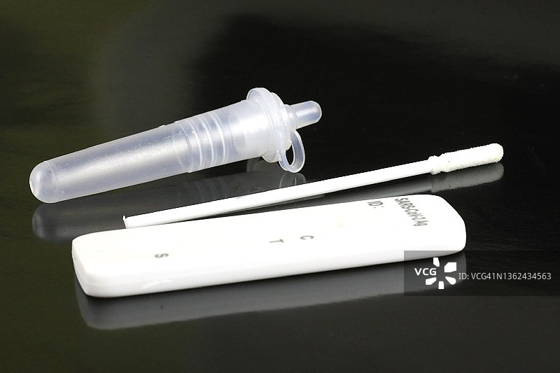 新冠病毒疾病检测试剂盒图片素材