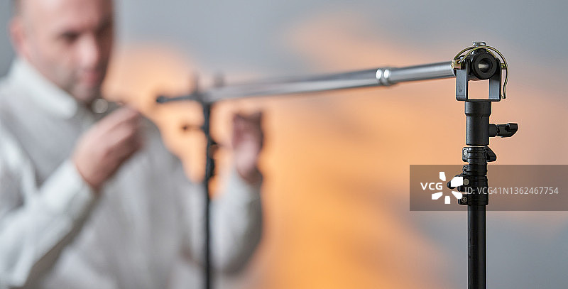 带枢轴连接器的支撑背景图片素材