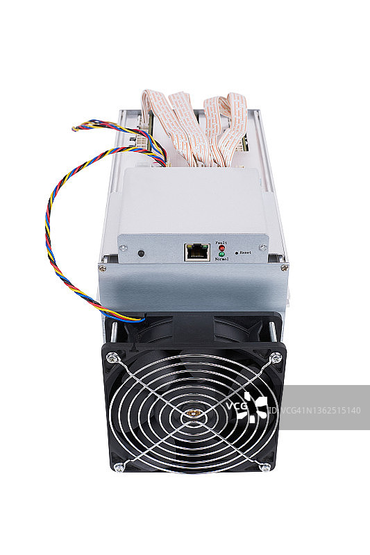 比特币和山寨币加密货币矿场（白色背景）图片素材