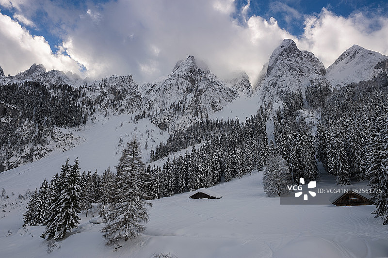 奥地利冬季山脉风光图片素材