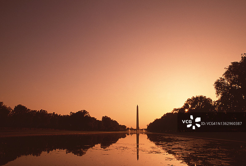 华盛顿购物中心上空的日出图片素材