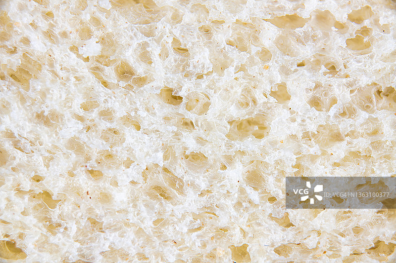 白面包中的二氧化碳气泡图片素材