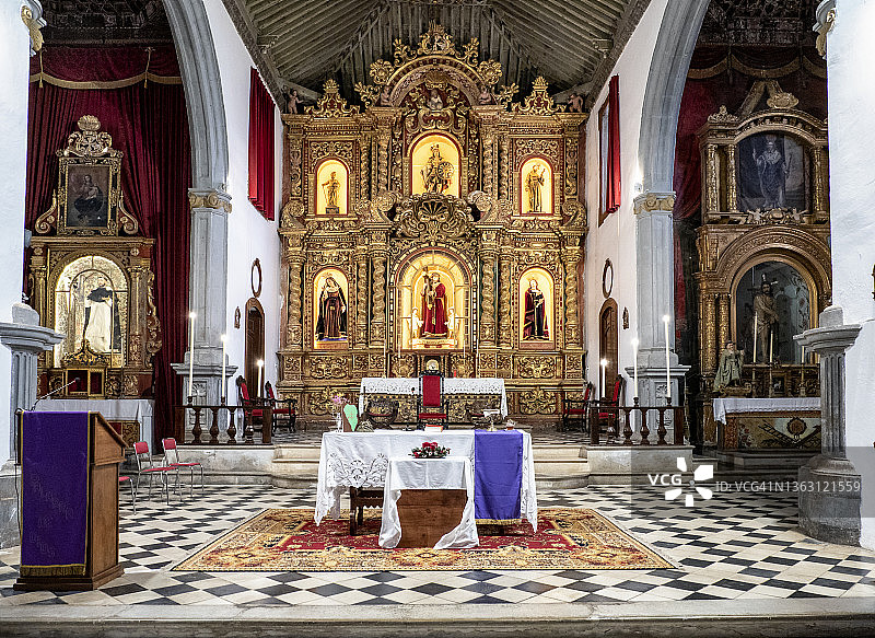圣克鲁斯-德拉帕尔马圣多明各教堂内部，加那利群岛图片素材