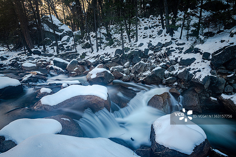 特纳亚河的冬天图片素材