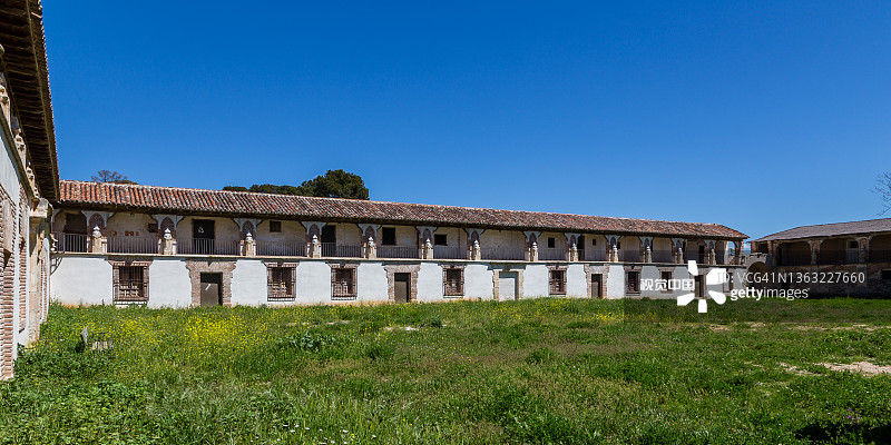马德里新巴斯坦的戈耶内切教堂宫殿细节，建于十八世纪图片素材