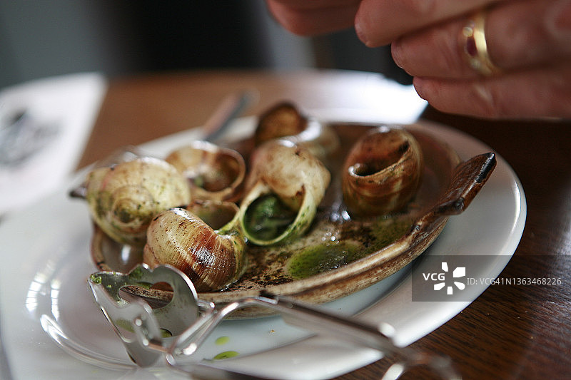 巴黎小酒馆的勃艮第蜗牛图片素材