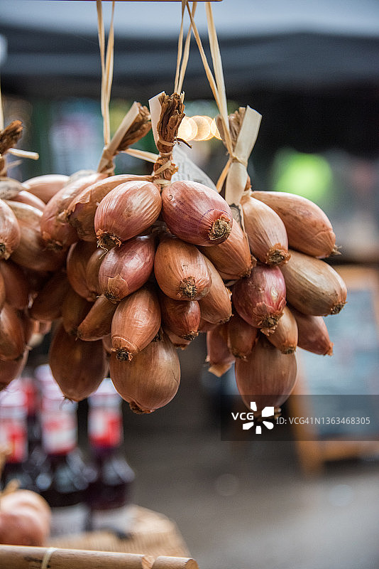 市场上出售的特罗佩阿洋葱图片素材