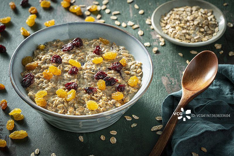 纯素隔夜燕麦早餐碗自制食谱图片素材