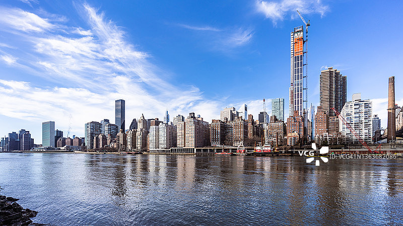 纽约曼哈顿中城东区的天际线景观图片素材