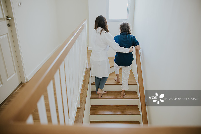 居家健康护理恢复-库存照片图片素材