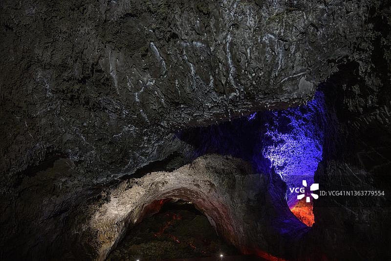 西班牙拉帕尔马岛拉斯曼查斯卡诺斯德富戈熔岩洞穴图片素材