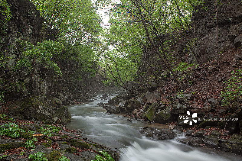 韩国抱川市白鸽浪瀑布风光图片素材