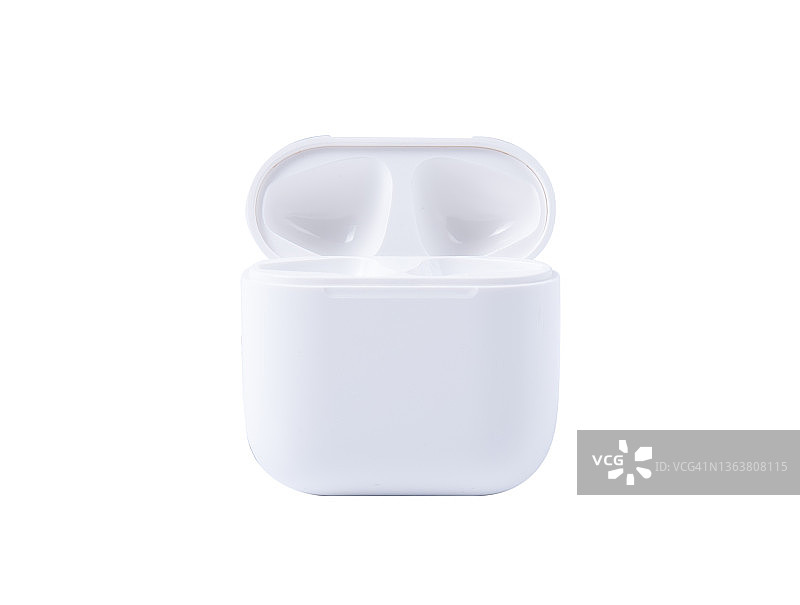白色蓝牙耳机和充电盒图片素材