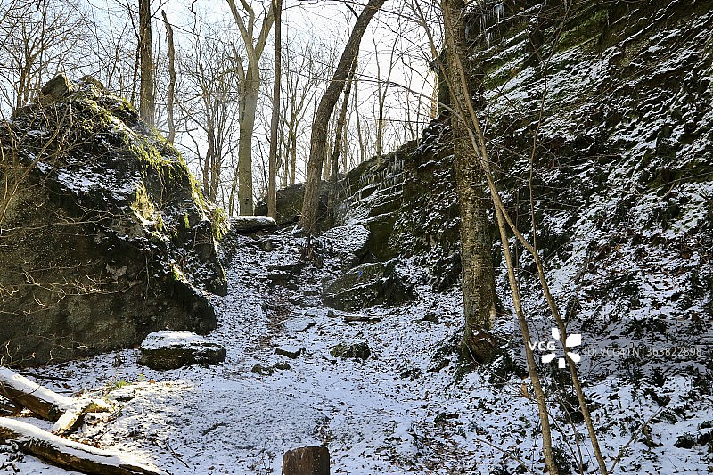 尼尔森-肯尼迪石窟州立公园的风景图片素材