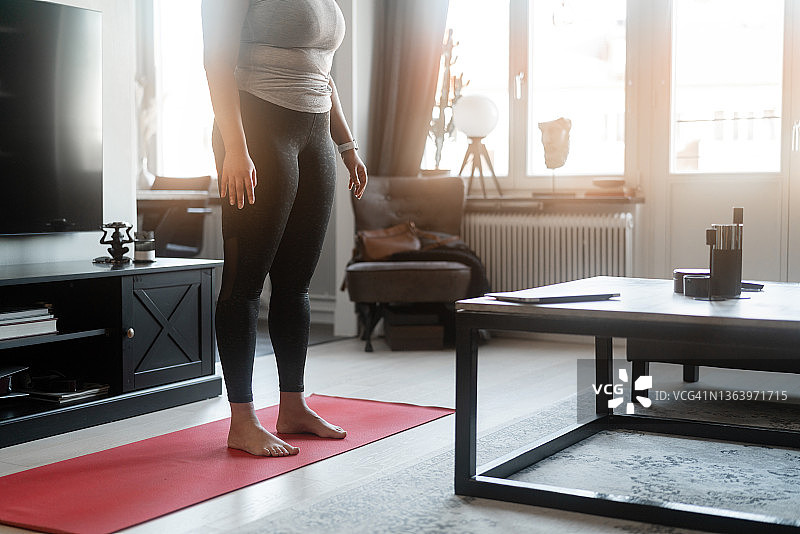 准备做瑜伽图片素材