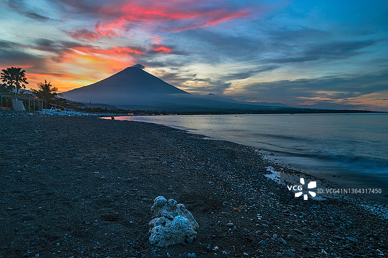 当光线变化时图片素材