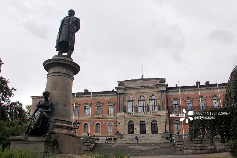 瑞典乌普萨拉大学19世纪历史学家Erik Gustaf Geijer雕像图片素材