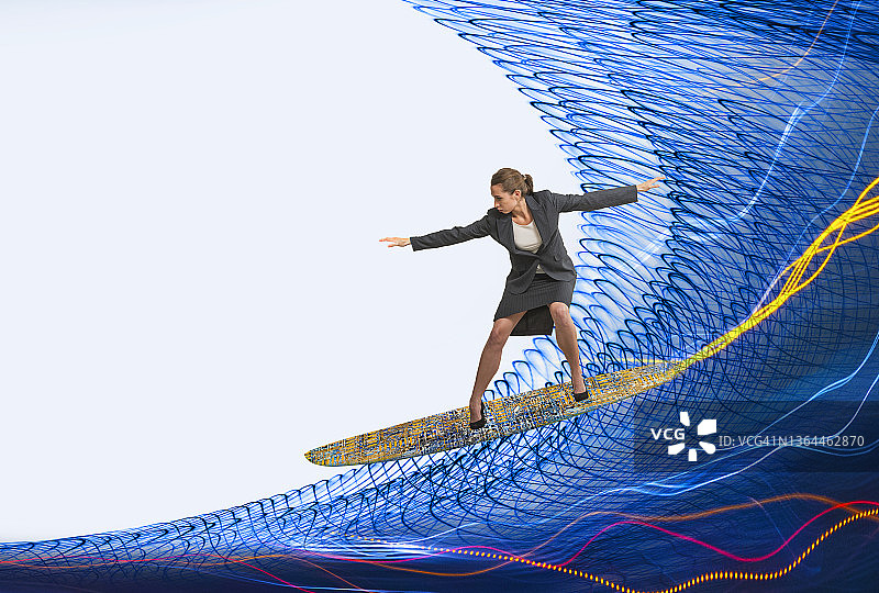 上网的女商人图片素材