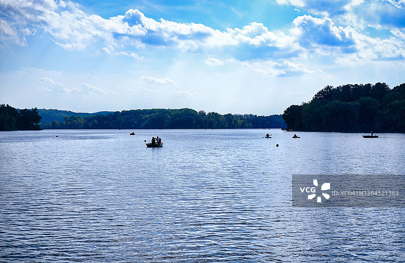 湖光掠影图片素材