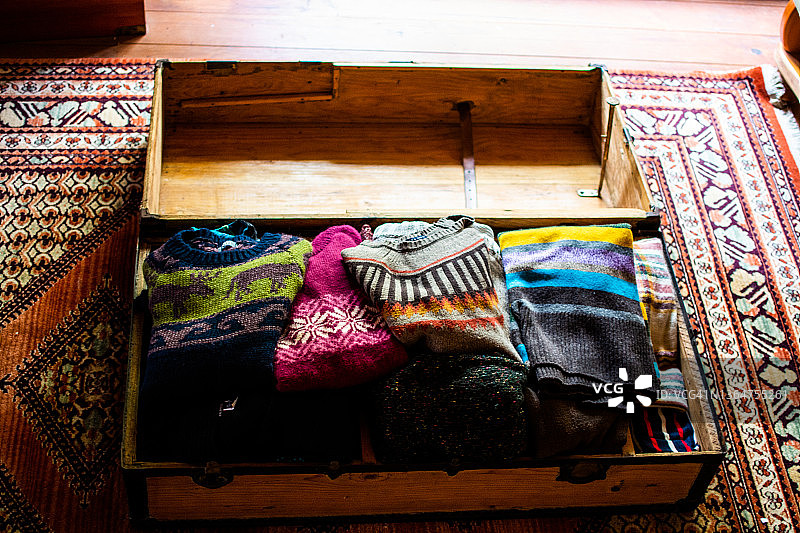 衣柜更换，季节变化图片素材