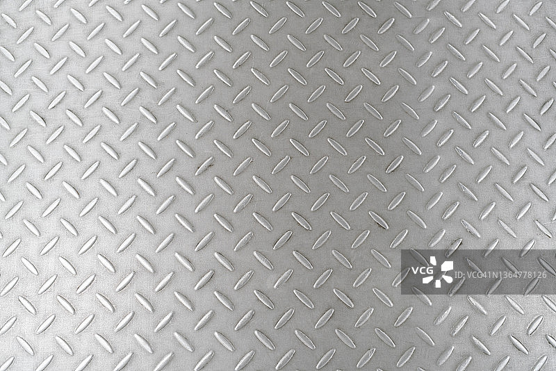 金属背景上的全画幅正面图图片素材