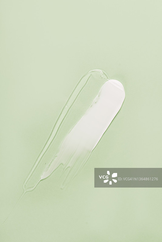 面部或身体乳霜润发油绿色鼠尾草背景图片素材