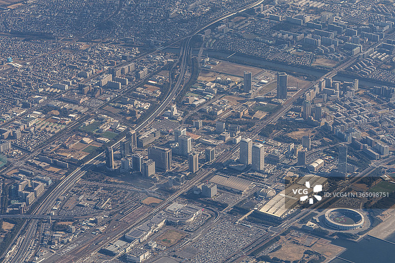 从飞机上俯瞰日本千叶市图片素材