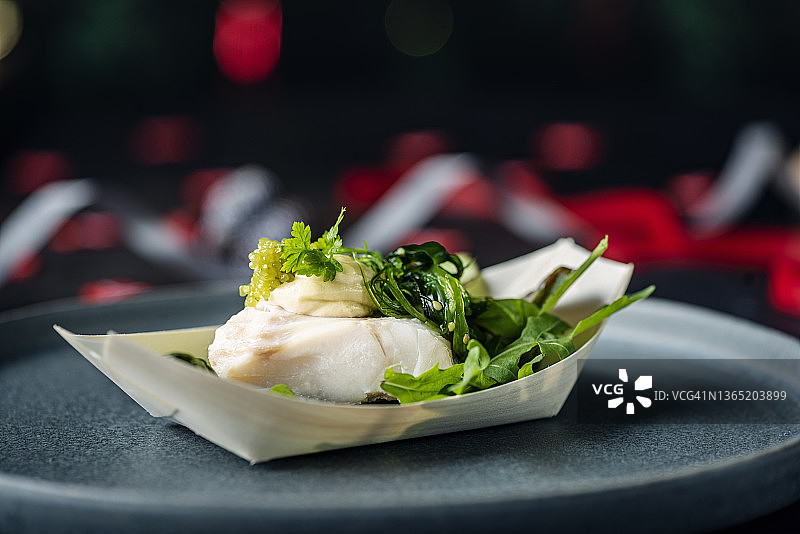 海苔芥末酱汁鳕鱼图片素材