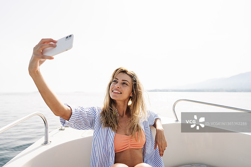 夏季自拍图片素材