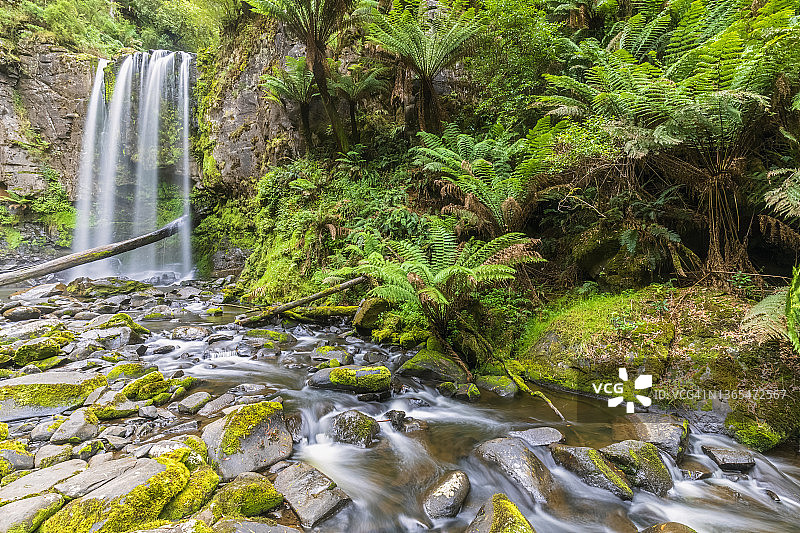 艾尔河上的霍普敦瀑布图片素材