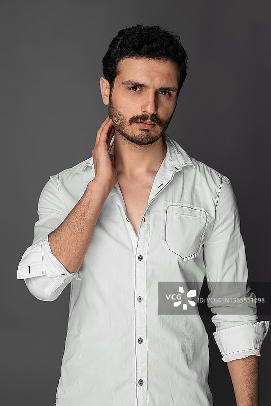 英俊男人的肖像图片素材