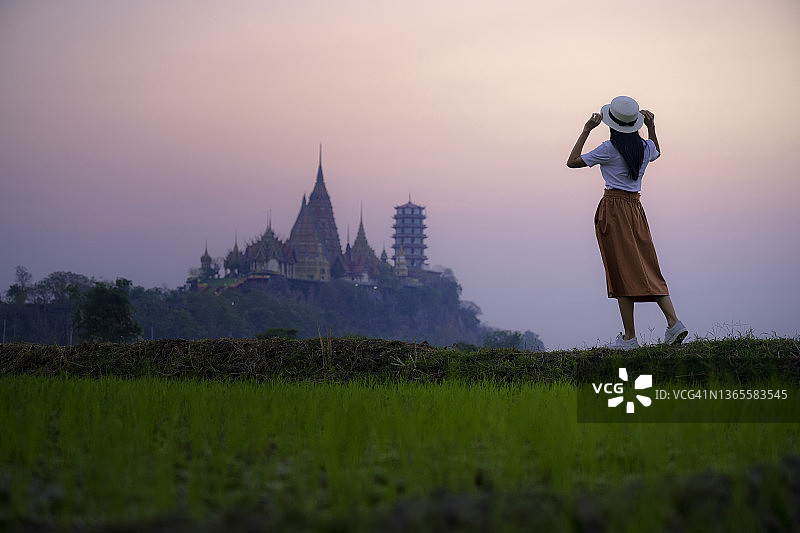 清晨的魅力图片素材