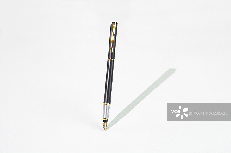 钢笔图片素材
