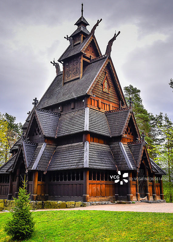 挪威奥斯陆高尔木板教堂图片素材