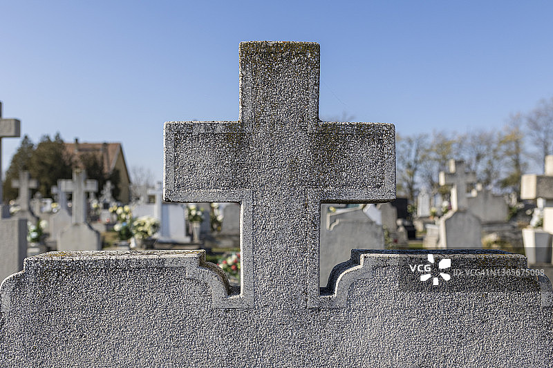 墓碑上图片素材