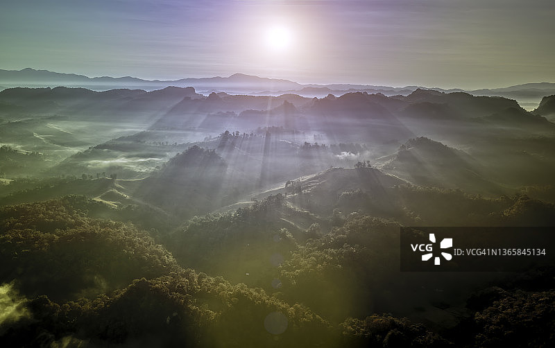 山顶风光图片素材