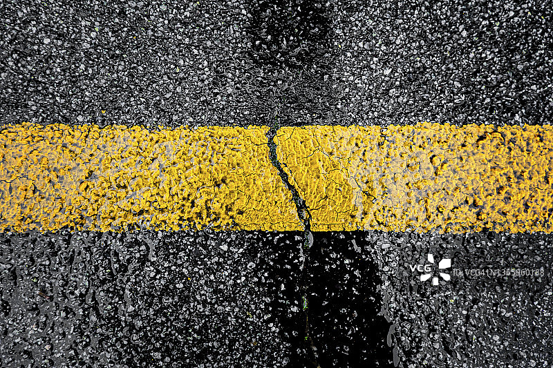 开裂的黄色条纹图片素材