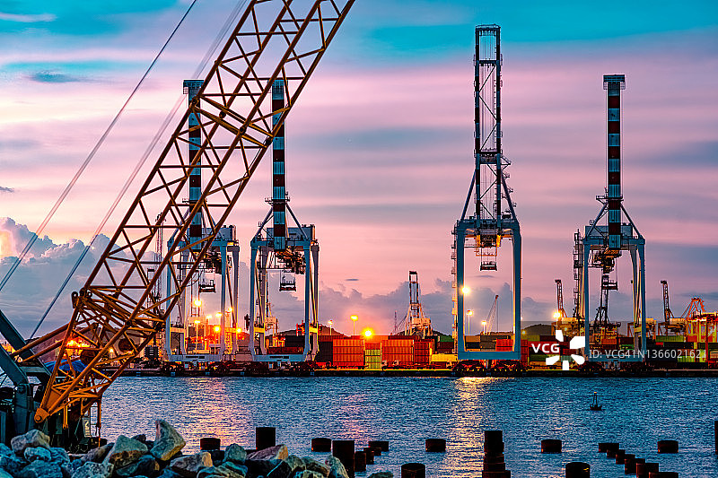 移动货物图片素材