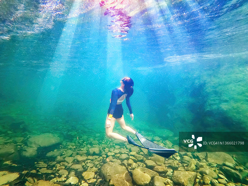 潜水挂件图片素材