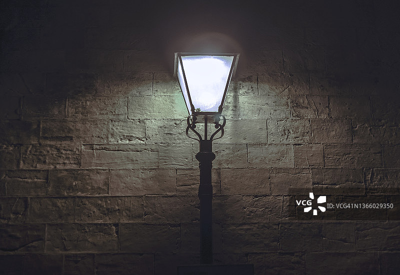 夜幕下的克纳雷斯伯勒图片素材