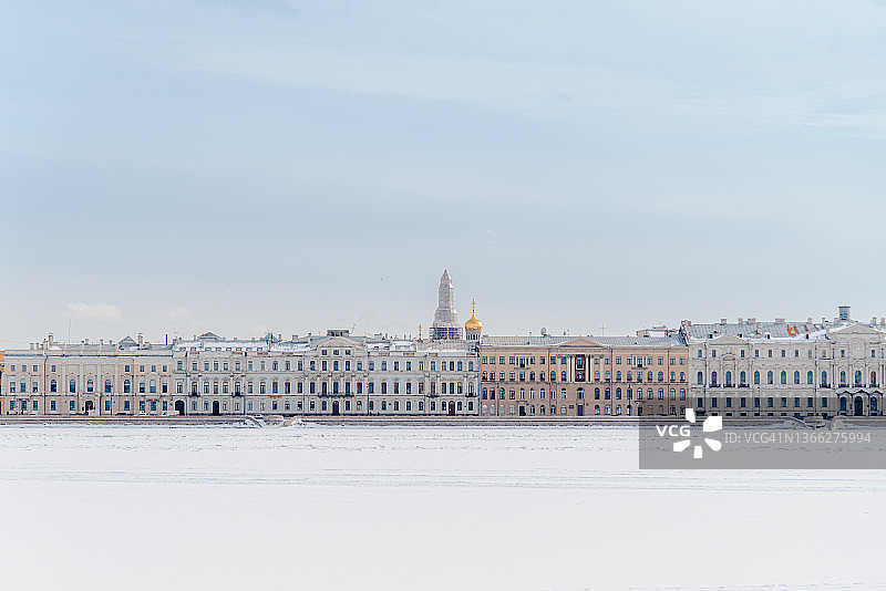 冬季的欧式建筑图片素材