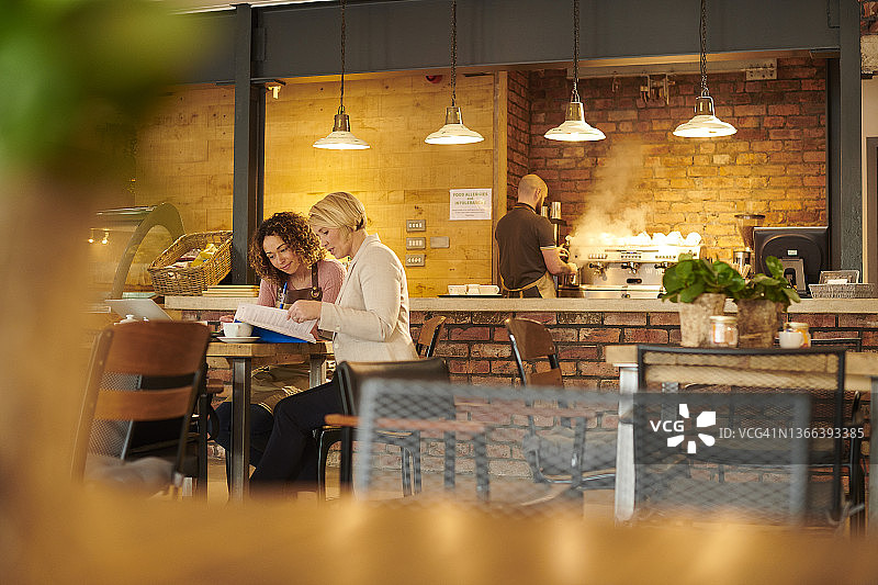 有顾问的业主图片素材